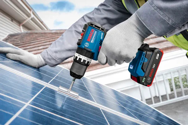 bosch professional bosch 18v brushless cordless drill Bosch GSB 18V-52 18V Cordless Brushless Impact Drill Driver 13mm (Set)