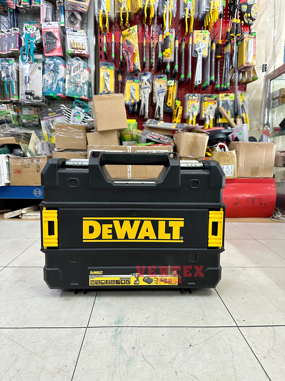 Dewalt DCD796M2 18V/ 20V Cordless Brushless Hammer Drill Dewalt DCD796M2 18V/ 20V Cordless Brushless Hammer Drill