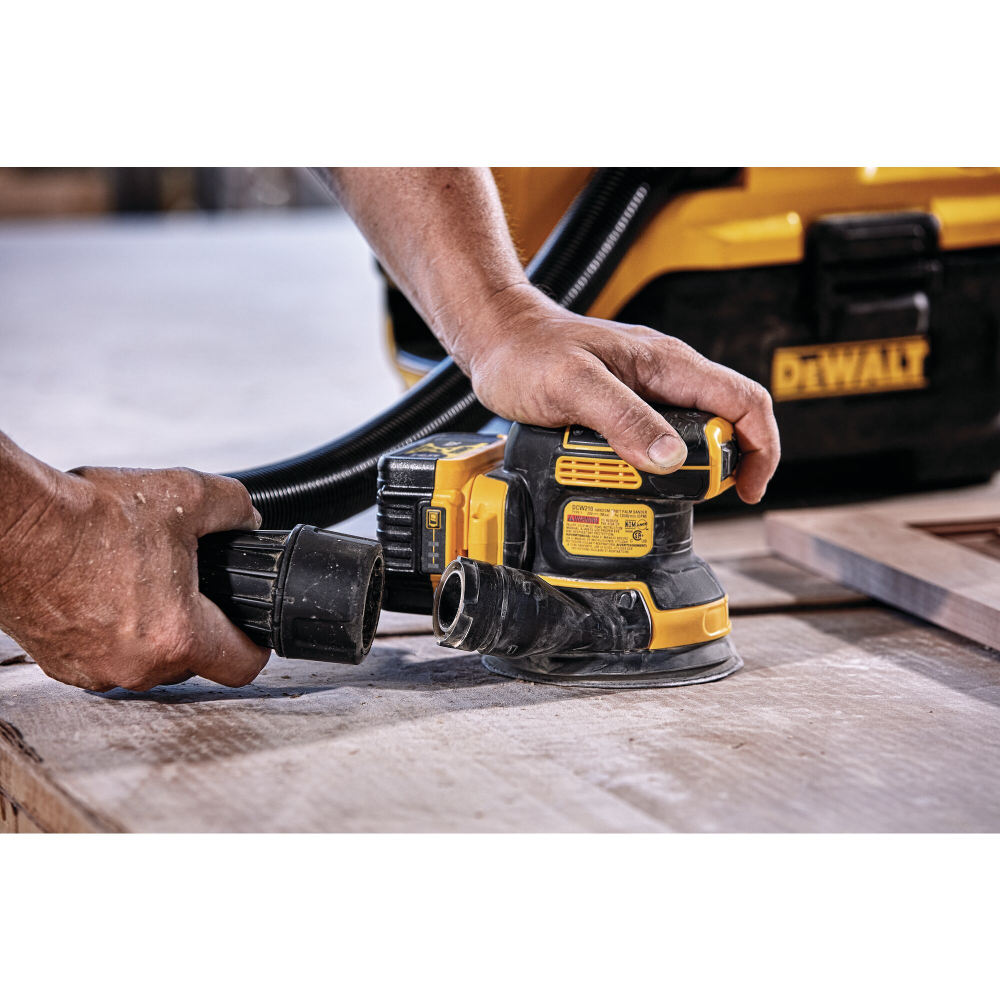 Dewalt DCW210N 20V Cordless Brushless Random Orbit Sander (Bare