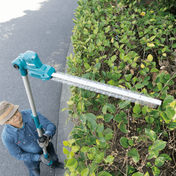 Makita DUN461WZ 18V Cordless Pole Hedge Trimmer LXT Series Bare